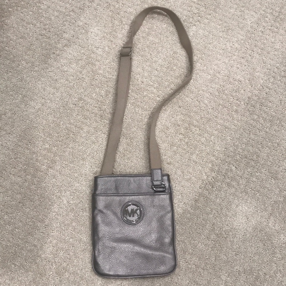 Cross body bag